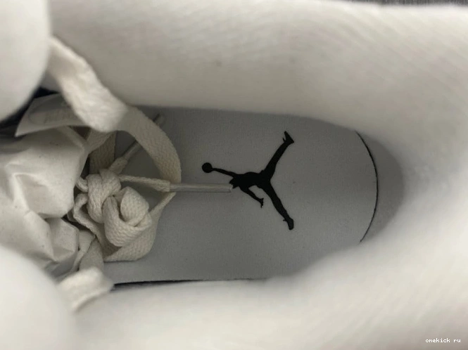 Rep Onekick 4 Frozen Air Moments Jordan AQ9129-001 0614
